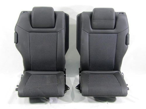 13232633 pair rear seats third